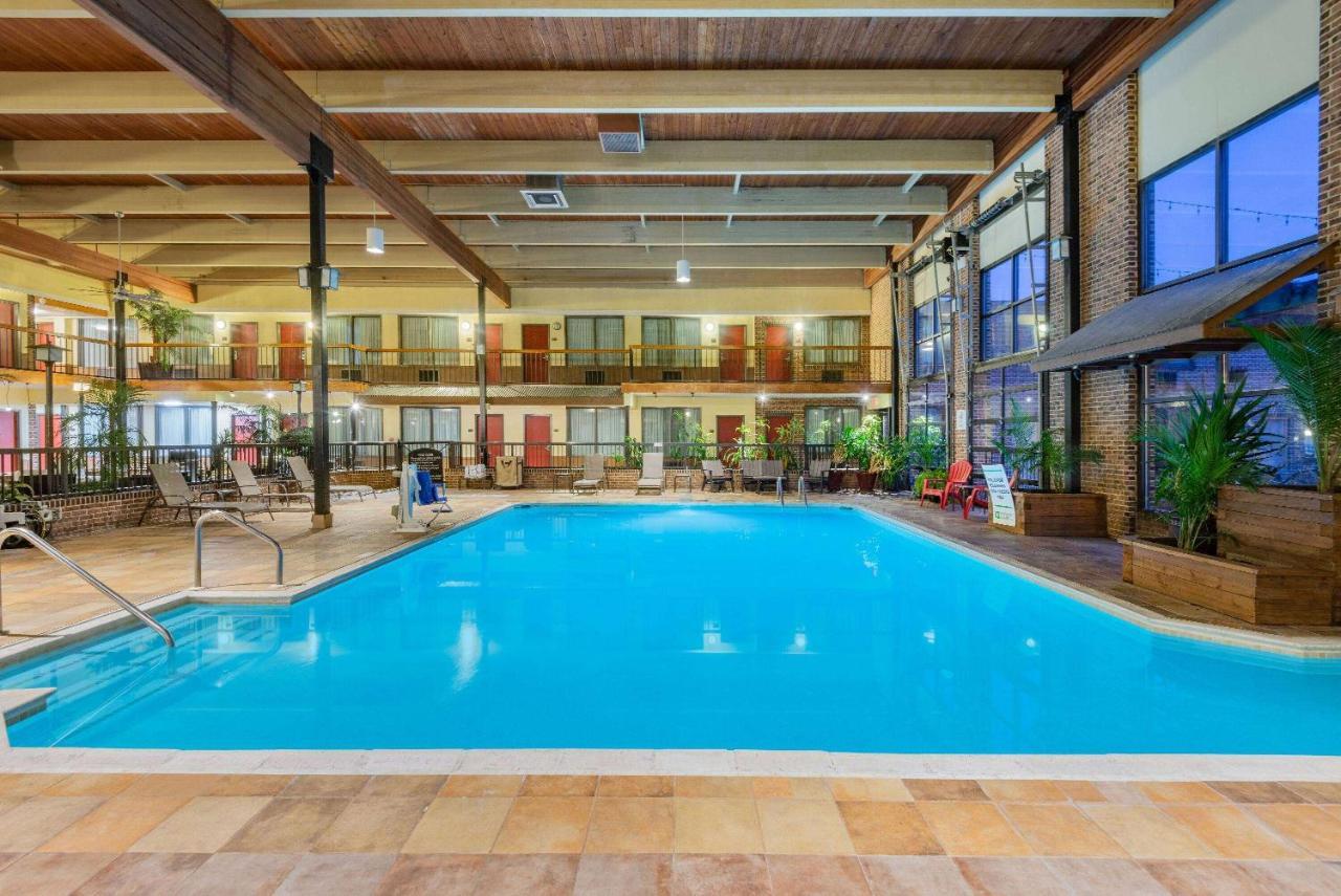 Hotel Wyndham Garden York Zewnętrze zdjęcie
